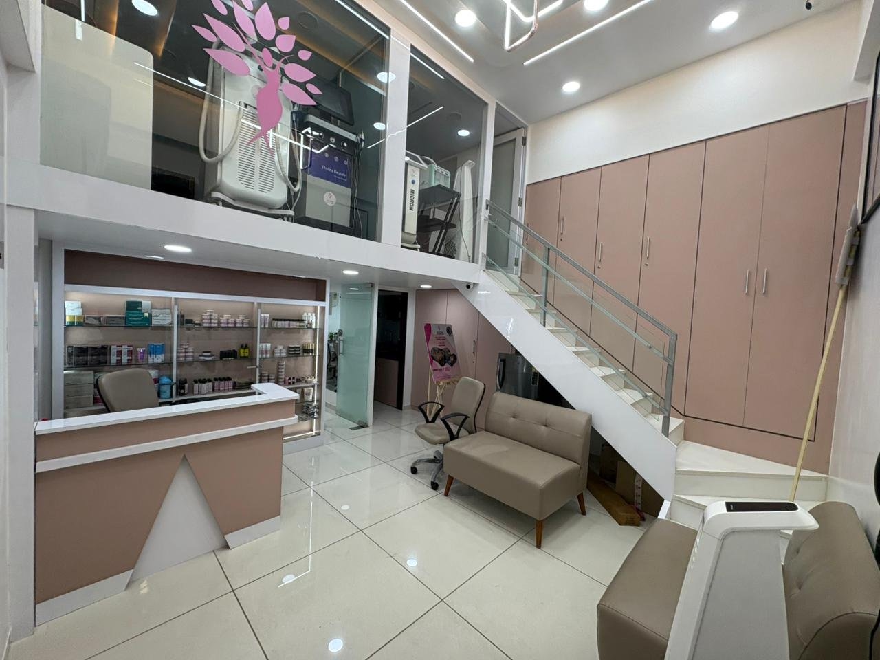 Aliza Clinic Gallery Image 1